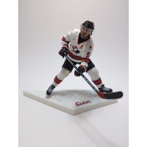 McFarlane NHL Joe Sakic Series 1 2004 Team Canada